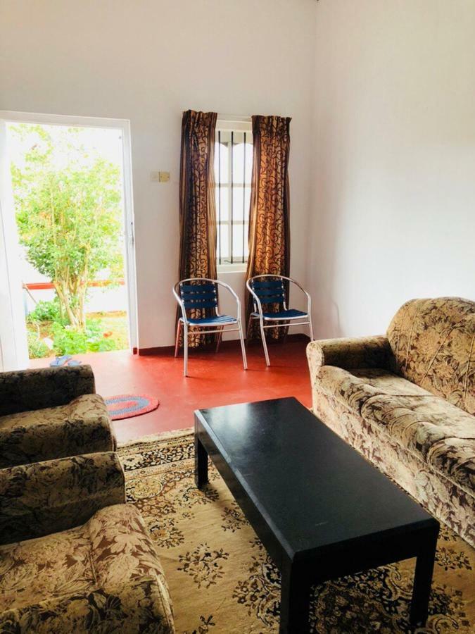 White Cottage Нувара Елия Екстериор снимка